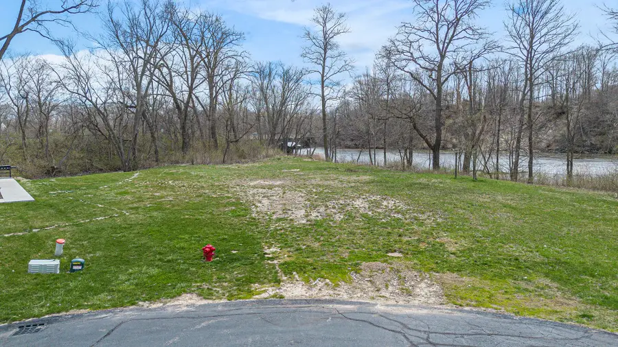 673 S Cygnet Lake Drive, Benton Harbor, MI 49022 - #3