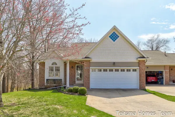 1546 Beechtree Commons, Grand Haven, MI 49417