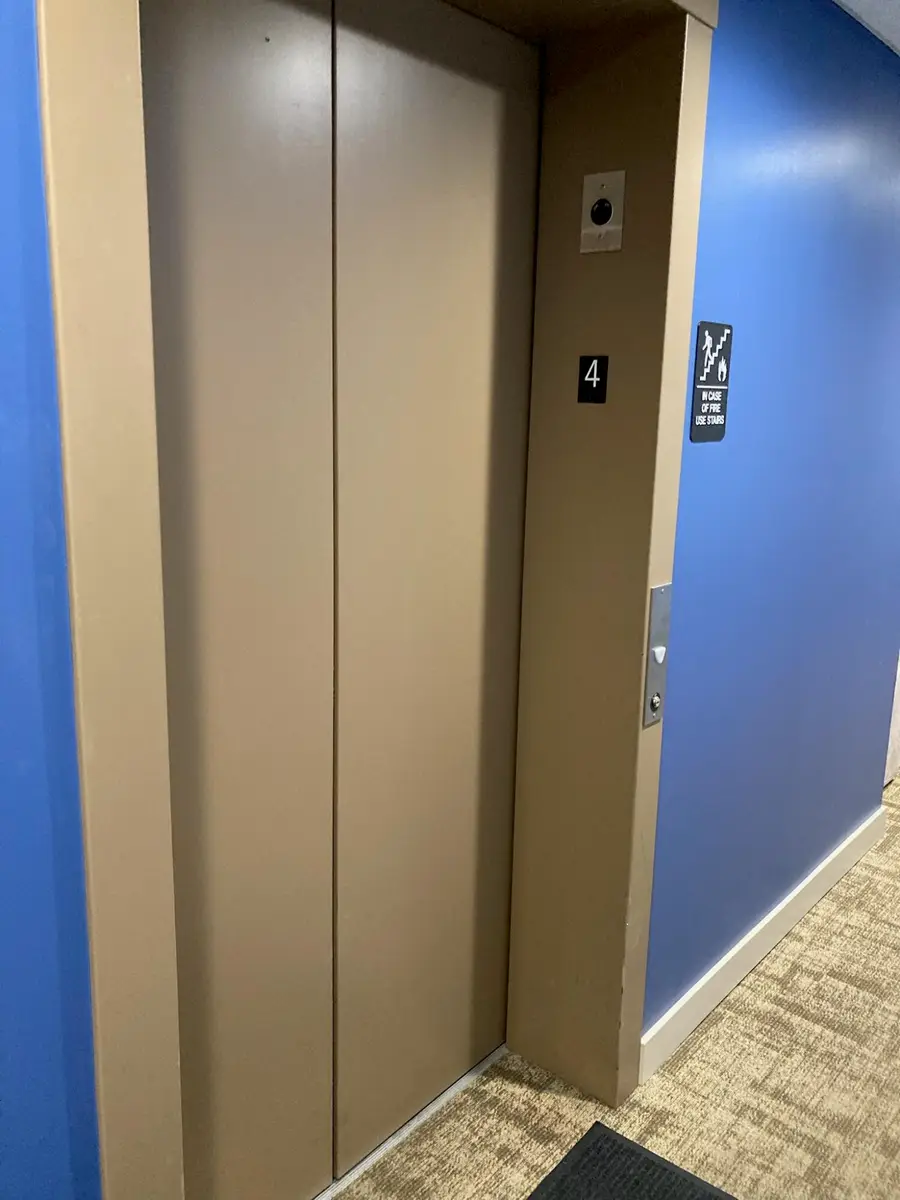 105 W Danaher Street #401, Ludington, MI 49431 - #3