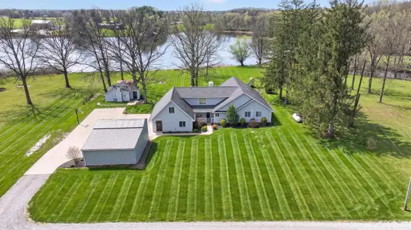 165 Trumble Lake Road, Rives Junction, MI 49277