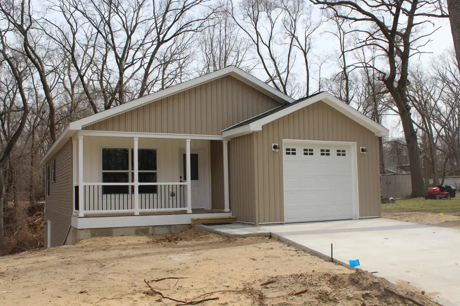 254 Meeking Street, Muskegon, MI 49442 - #3