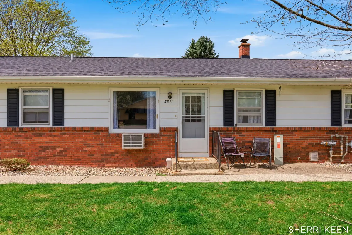 3371 Division Avenue Sw, Grandville, MI 49418 - #1