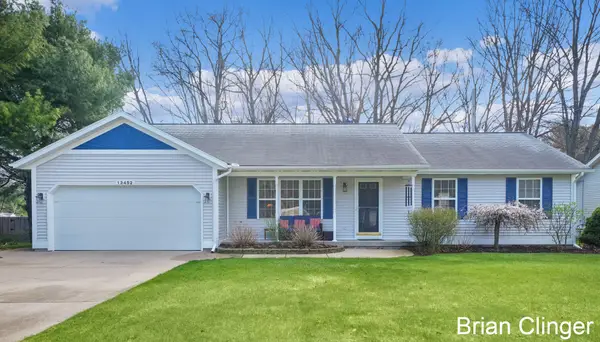 13452 152nd Avenue, Grand Haven, MI 49417