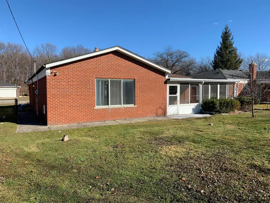 33633 Swan Drive, Sterling Heights, MI 48312 - #2