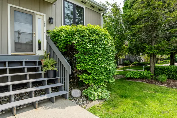 197 Wayne Street, St. Joseph, MI 49085