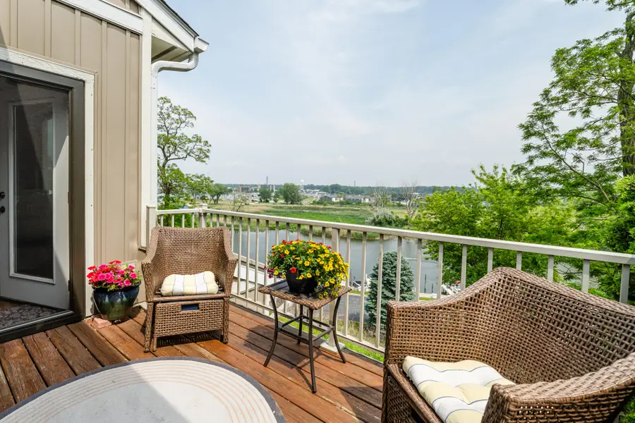 197 Wayne Street, Saint Joseph, MI 49085 - #2