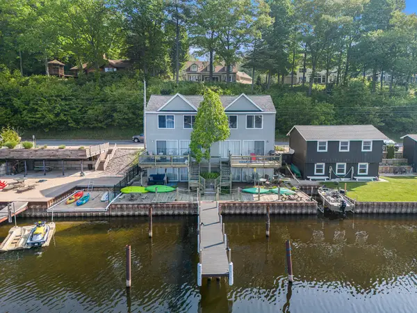 5293 W Monroe Road, Pentwater, MI 49449