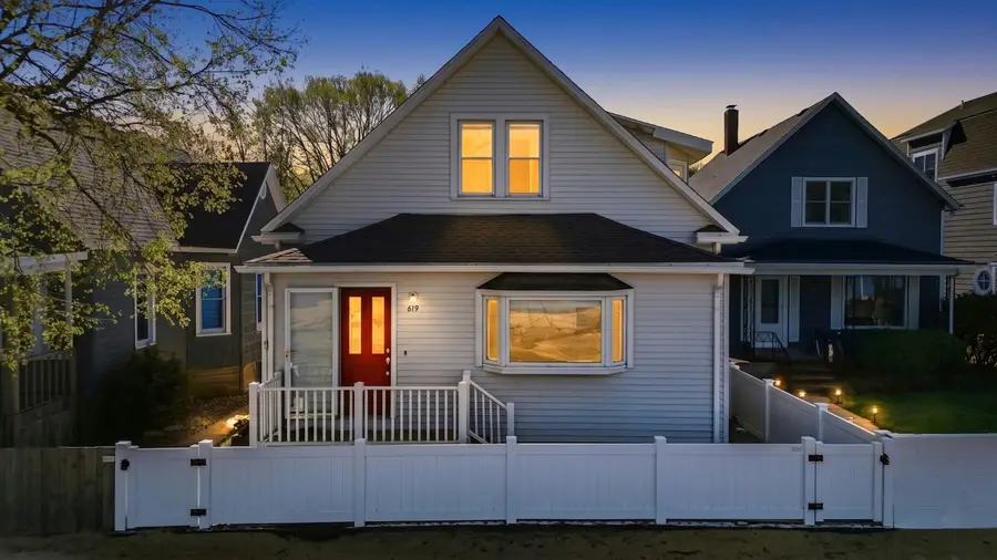 619 Lake Street, Saint Joseph, MI 49085 - #2