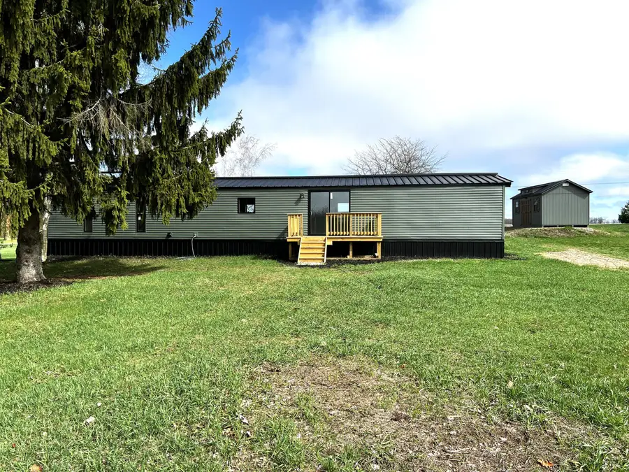 1595 N County Line Road, Six Lakes, MI 48886 - #2