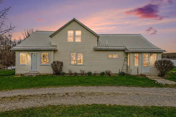 8263 S Scottdale Road, Berrien Springs, MI 49103