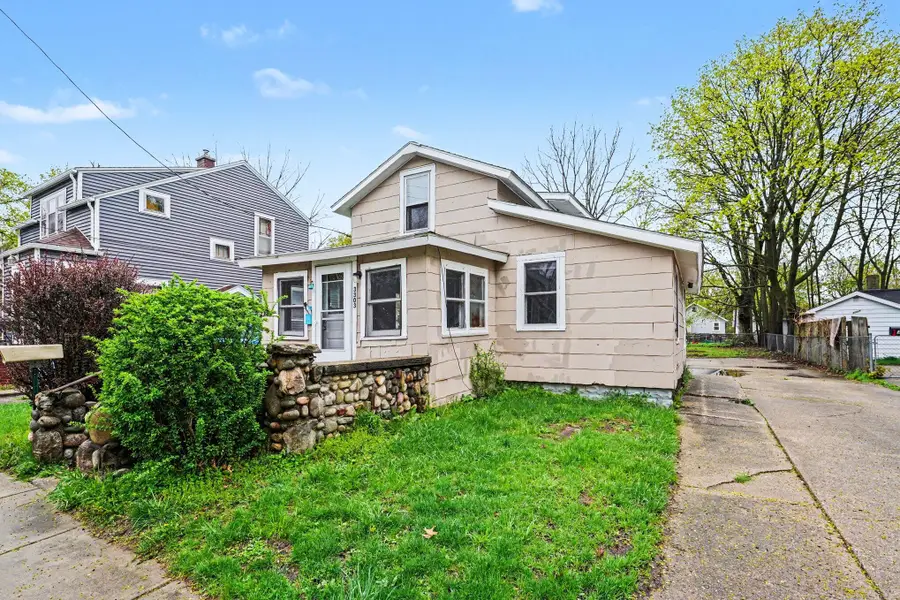 3303 Madison Street, Kalamazoo, MI 49008 - #2