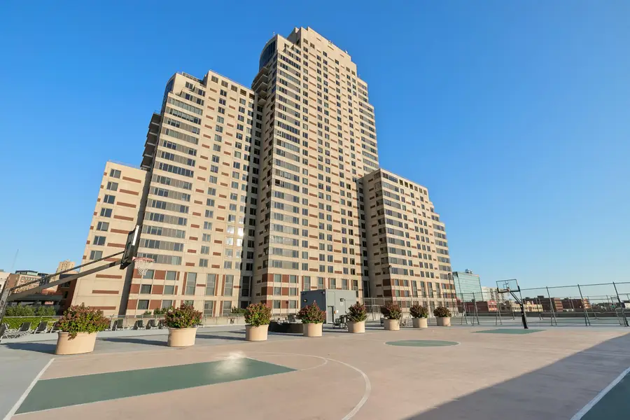 103 Campau Circle Nw #1911, Grand Rapids, MI 49503 - #2