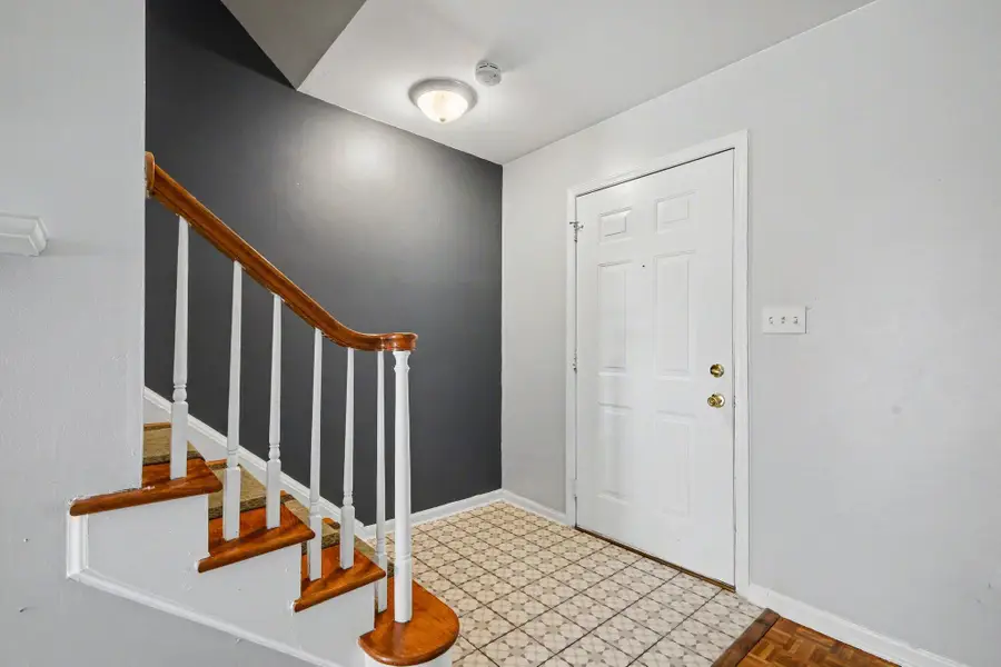 2457 Abbington Drive Se, Grand Rapids, MI 49506 - #3