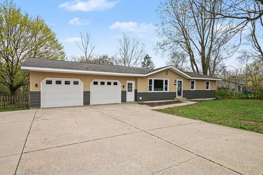 2506 Brookdale Drive, Holland, MI 49424 - #3