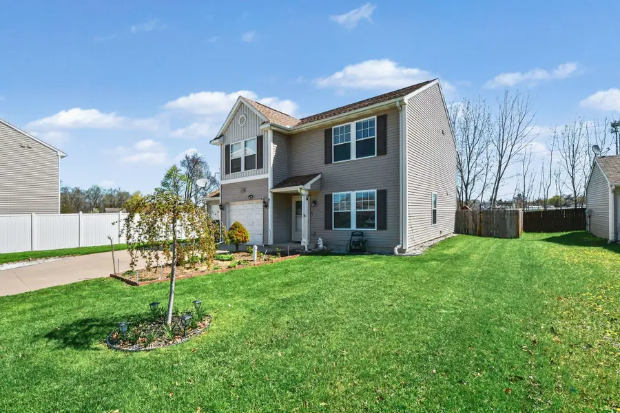 5756 Buchanan Avenue Sw, Wyoming, MI 49548 - #2