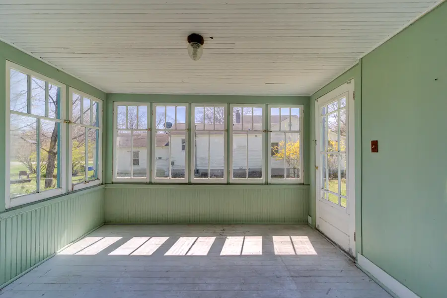 119 S Livingston Street, Whitehall, MI 49461 - #3