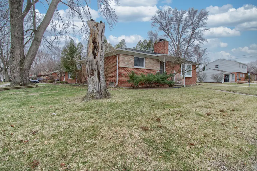 33725 Cindy Street, Livonia, MI 48150 - #2