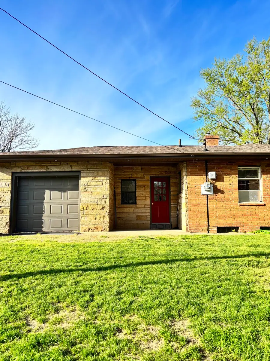 4736 South Street, Benton Harbor, MI 49022 - #3