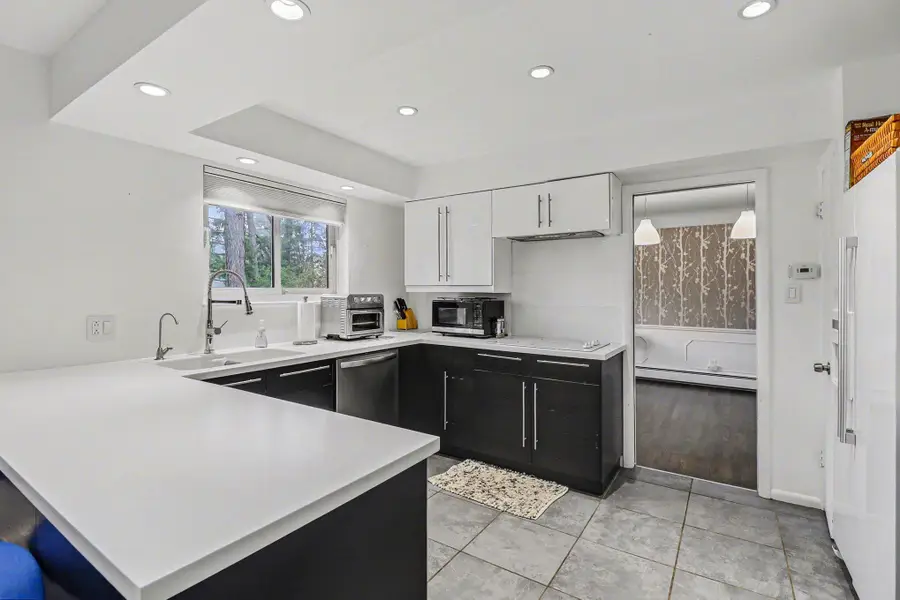 2028 E Hammond Lake Drive, Bloomfield Hills, MI 48302 - #2