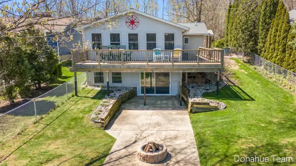 4460 S Sherman Avenue, Fremont, MI 49412