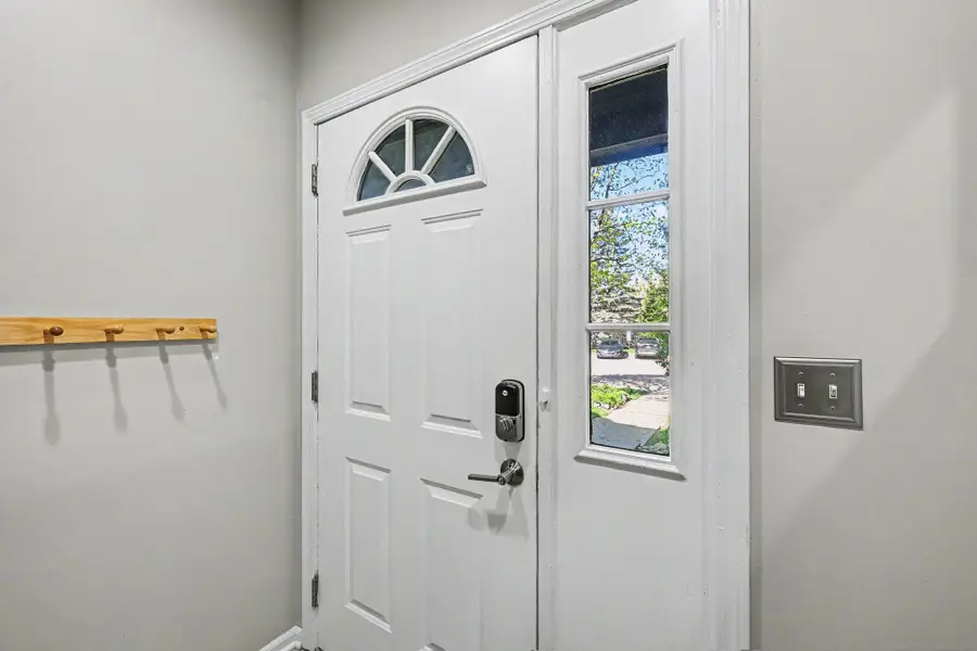 220 Lyn Anne Court, Ann Arbor, MI 48103 - #2