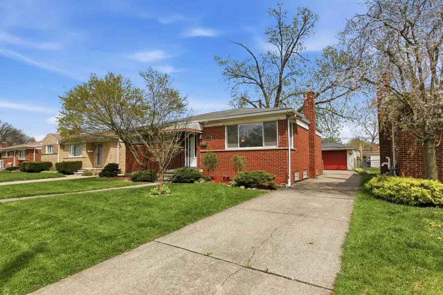 9160 Kinloch Street, Redford, MI 48239 - #3