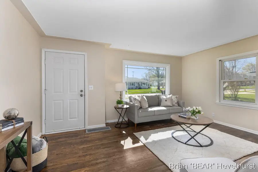 5081 Blaine Avenue Se, Grand Rapids, MI 49508 - #3