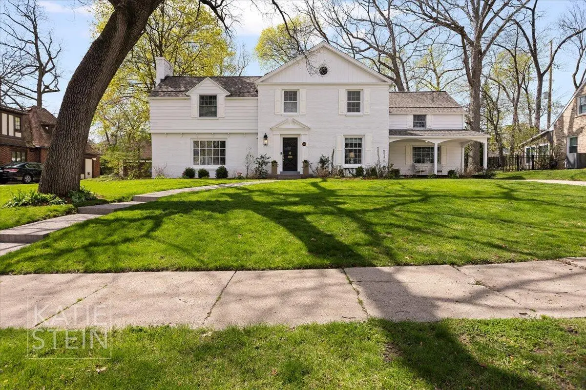 833 Gladstone Drive Se, East Grand Rapids, MI 49506 - #1