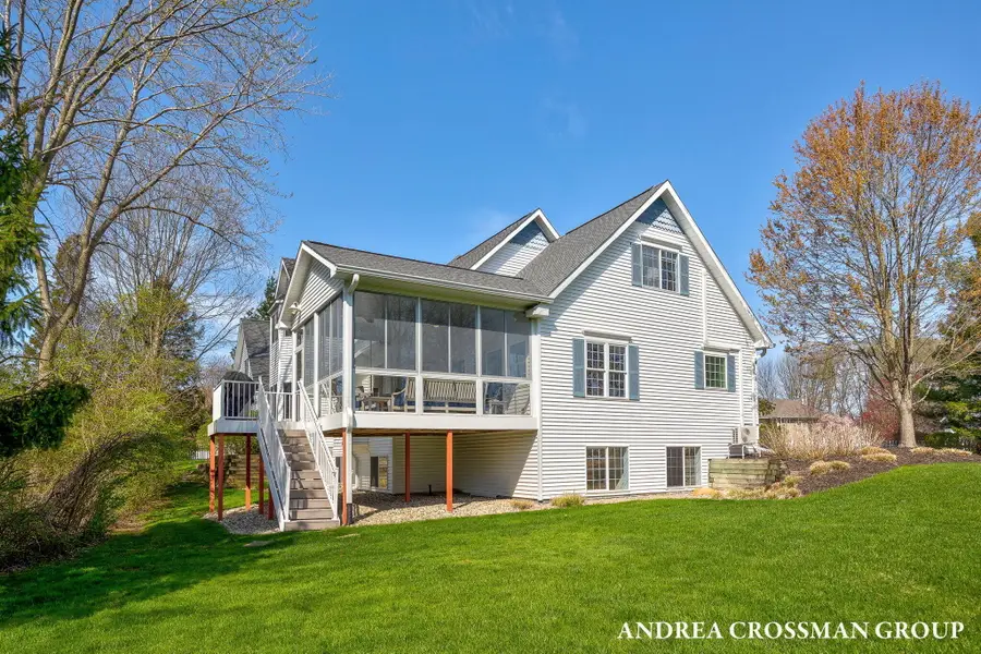 7250 Beverly Drive, South Haven, MI 49090 - #2