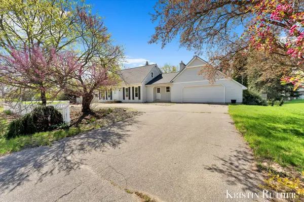 9155 J Avenue Sw, Byron Center, MI 49315