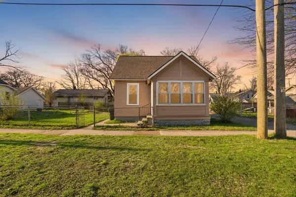 379 E Dale Avenue, Muskegon, MI 49442