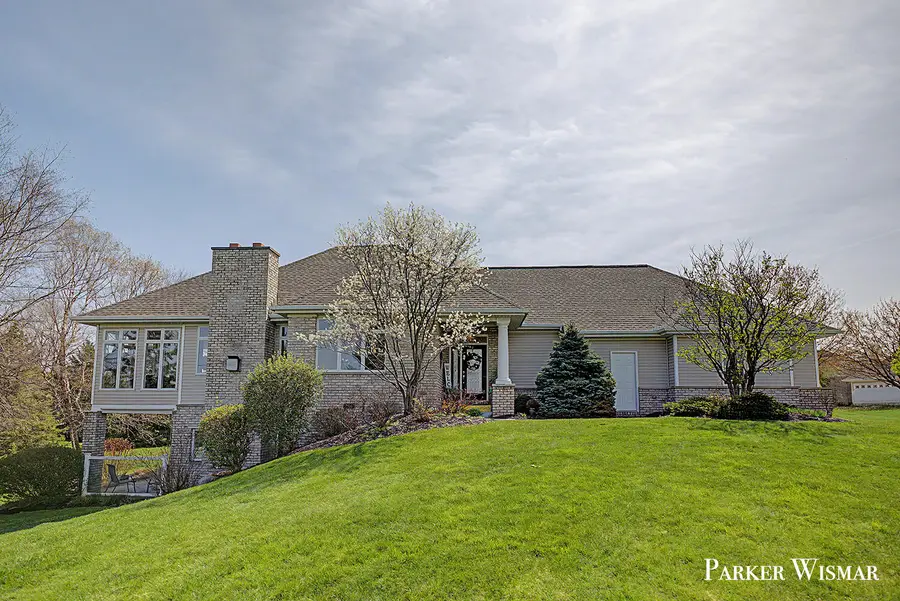 2661 Village Circle Sw #15, Byron Center, MI 49315 - #2