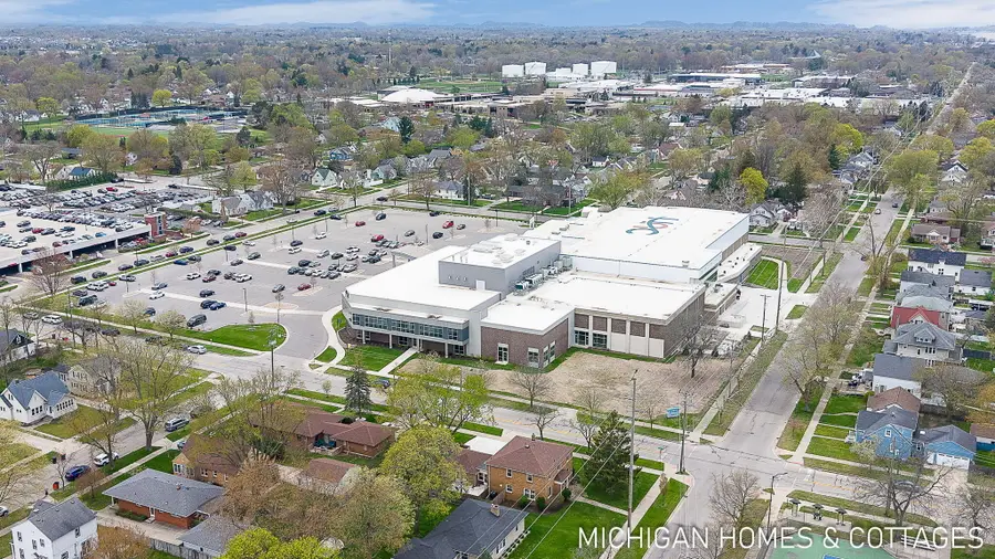 142 W 22nd Street, Holland, MI 49423 - #3