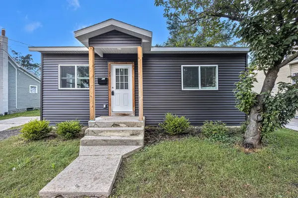23 Batavia Place Ne, Grand Rapids, MI 49503