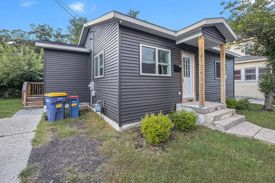 23 Batavia Place Ne, Grand Rapids, MI 49503 - #2