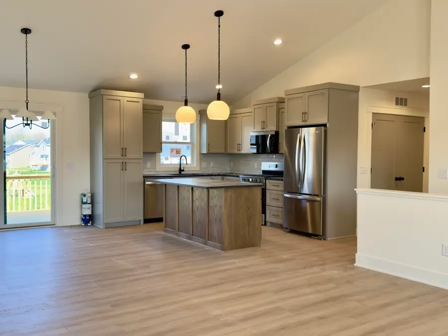 11767 Everett Avenue, Allendale, MI 49401 - #3