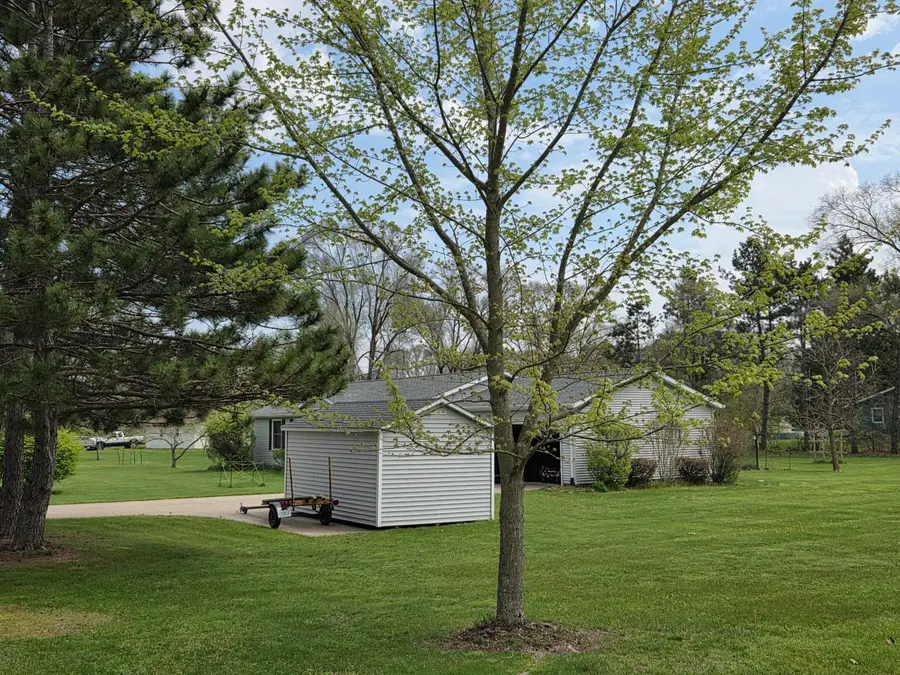 34693 N Brookwood, Gobles, MI 49055 - #3