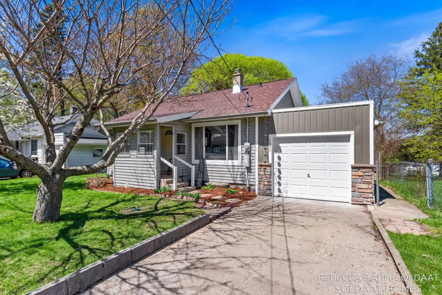 1311 Calgary Street Ne, Grand Rapids, MI 49505 - #3