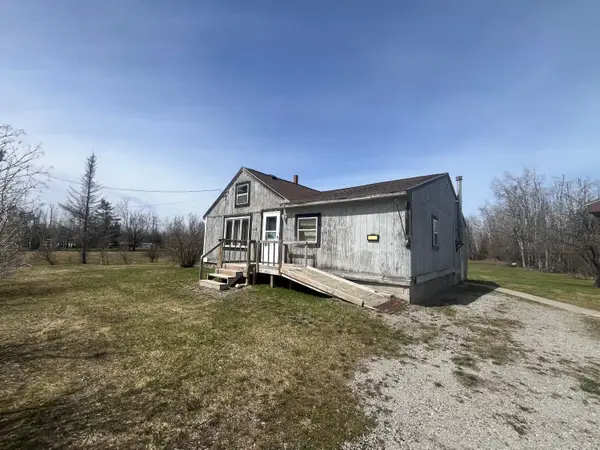 11492 Maple Lane Road, Posen, MI 49776