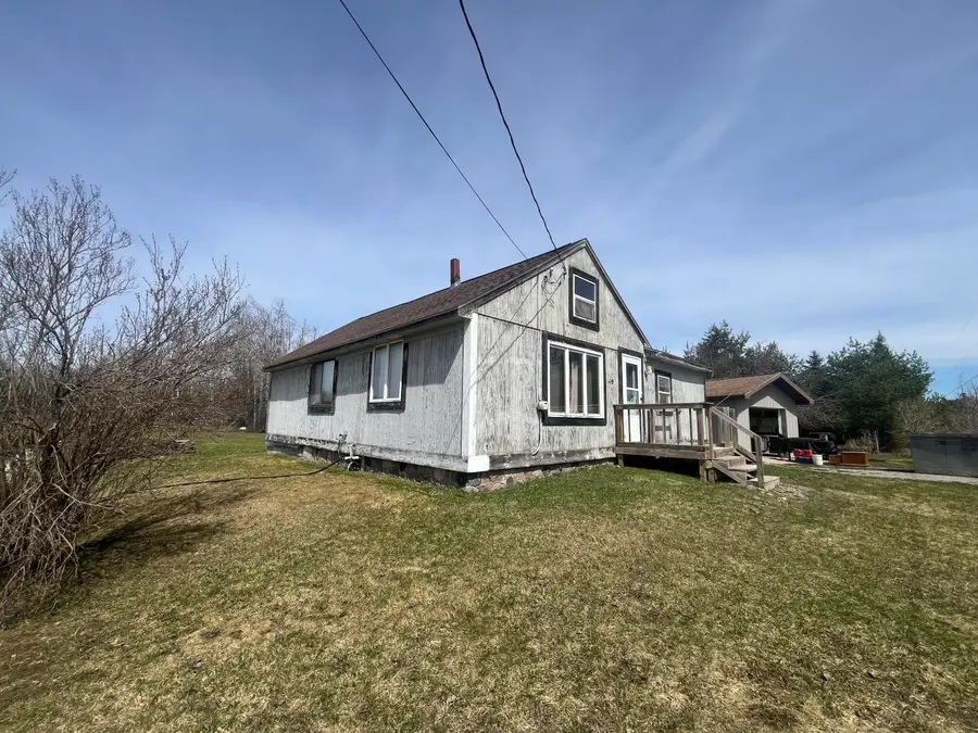 11492 Maple Lane Road, Posen, MI 49776 - #2