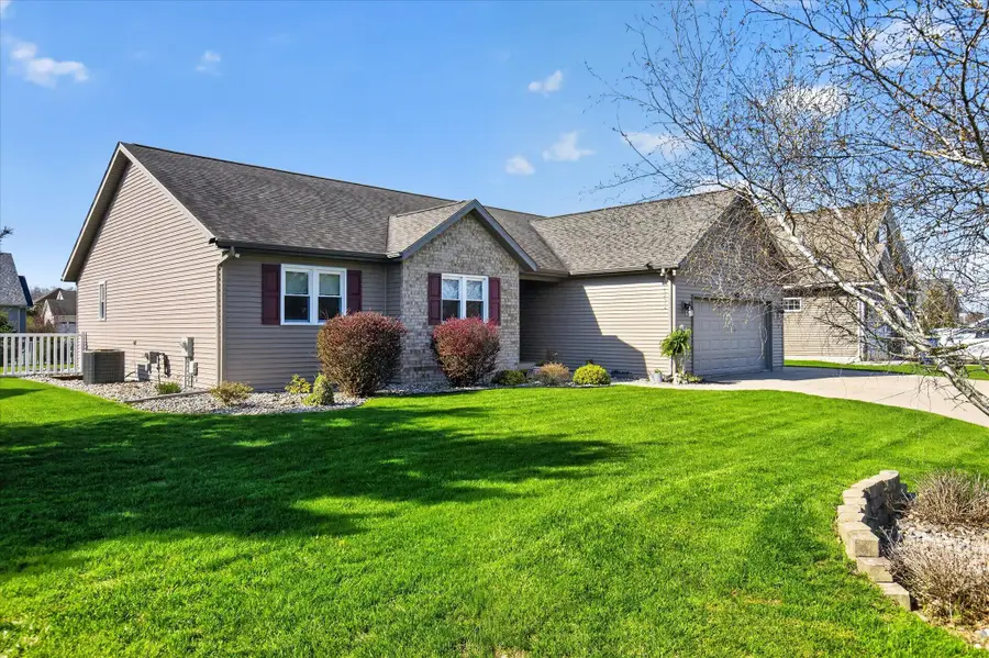 4683 Fieldstone Lane, Saginaw, MI 48603 - #3