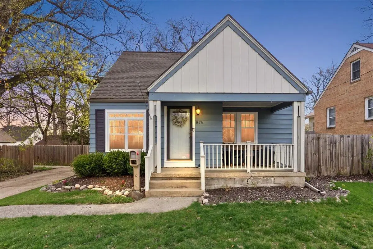 876 Burke Avenue Ne, Grand Rapids, MI 49503 - #1