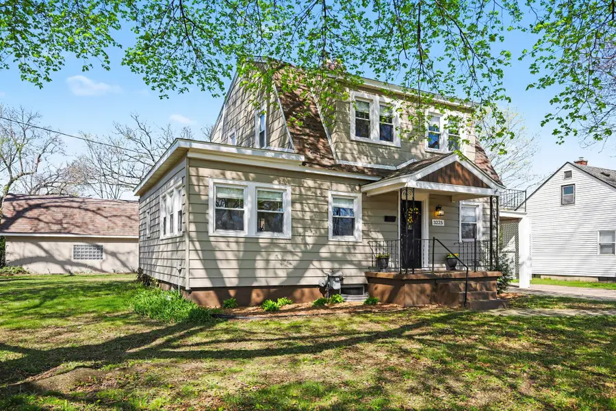3225 Clyde Park Avenue Sw, Wyoming, MI 49509 - #2