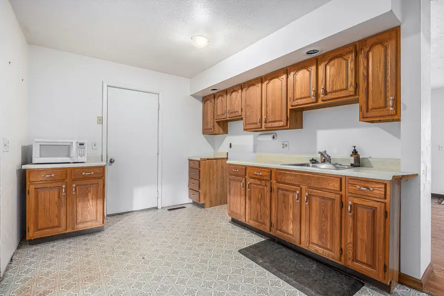 4935 Curran Road, Buchanan, MI 49107 - #2