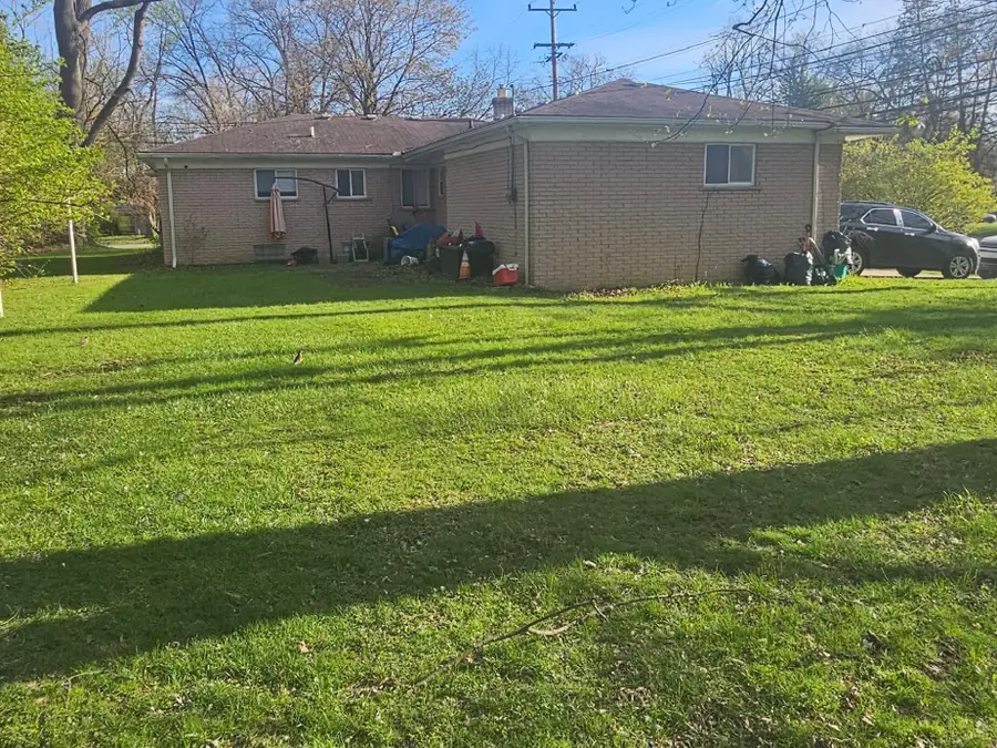 23100 Mapleridge Drive, Southfield, MI 48075 - #2