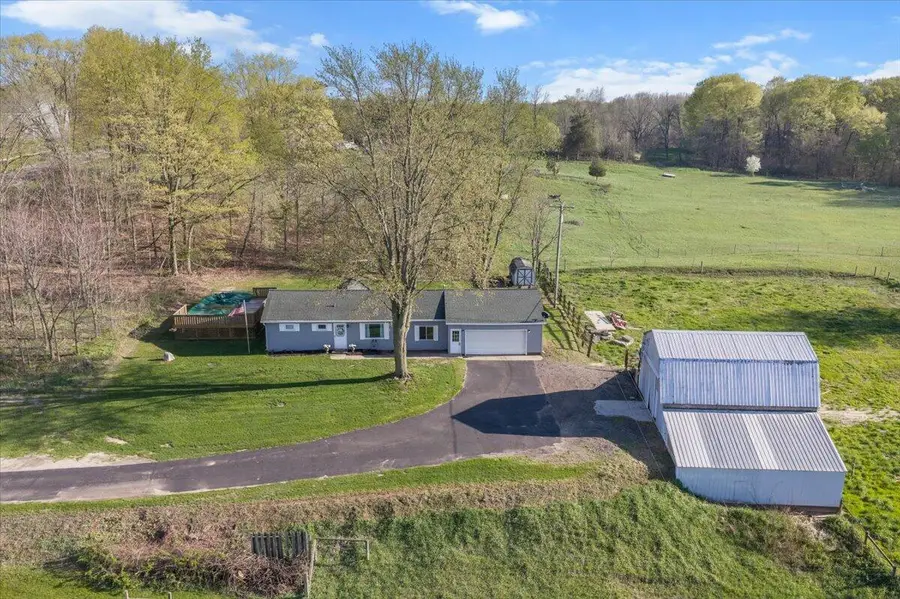 8707 Clyde Park Avenue Sw #15 Byron Township, Byron Center, MI 49315 - #3