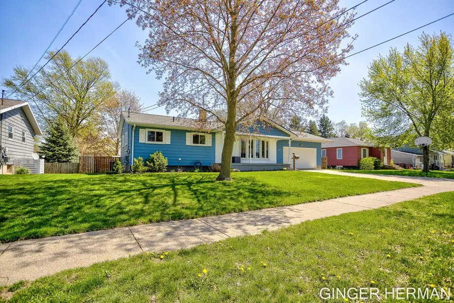 5570 Marlin Avenue, Hudsonville, MI 49426 - #2