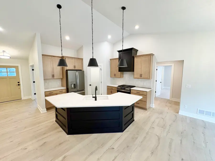 5888 Valley Point Drive Se, Caledonia, MI 49316 - #3