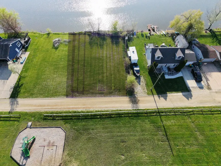 Dan Street, Brownstown, MI 48173 - #2