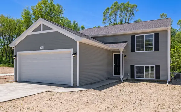 1112 Mechanic Street, Big Rapids, MI 49307